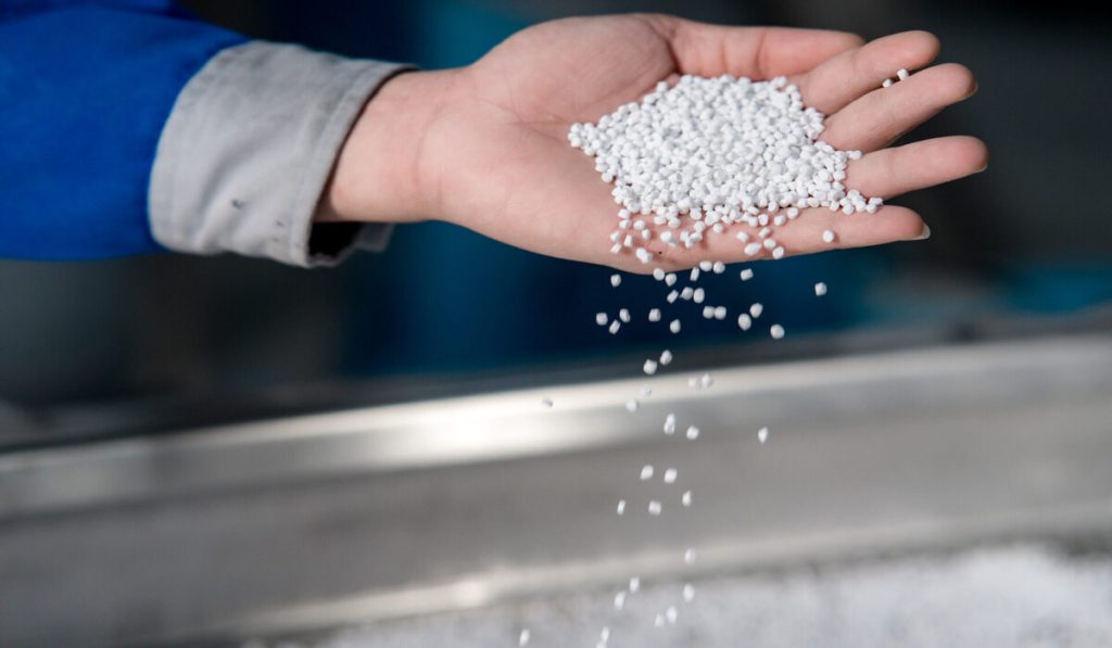 How do manufacturers use quality filler masterbatch to achieve optimal profit?